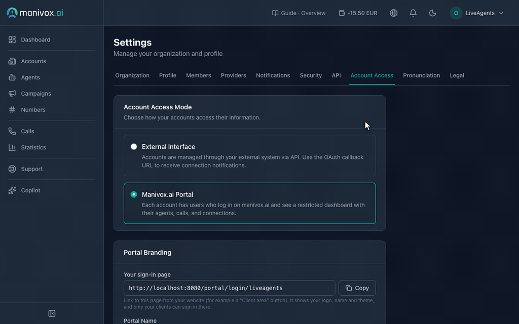L'adresse de la page de connexion copiée depuis Settings, puis la page de connexion à votre marque et le portail personnalisé après connexion